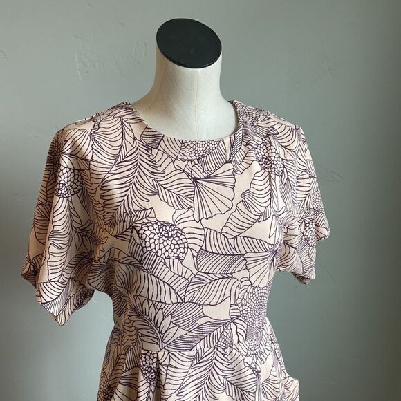 Superfoxx Floral Dress - Picture 4 of 8